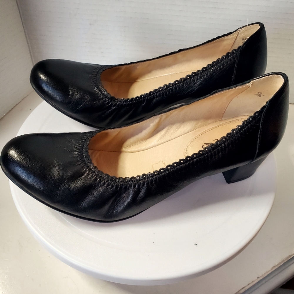 Caprice Black Comfortable Low Heeled Ballet Style Shoes Size 6 Or 38